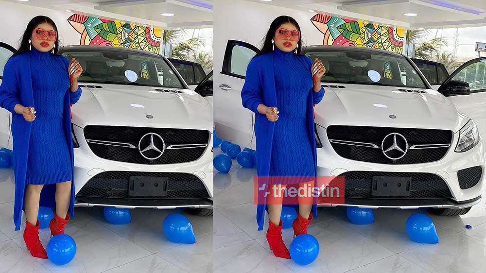 Bobrisky Flaunts Her Brand New SUV Mercedes Benz On Social Media | Watch Video